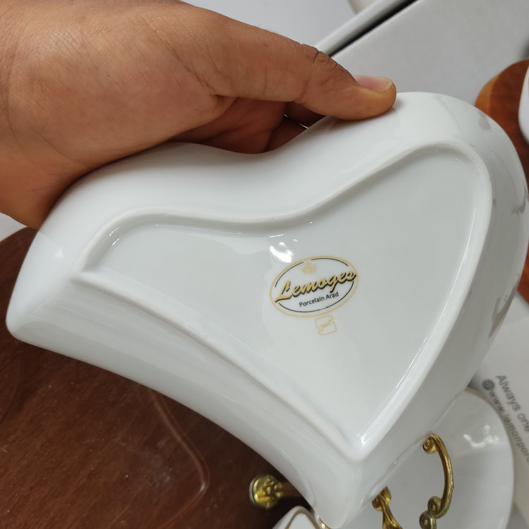 اردو خوری چینی چهار خانه رویال